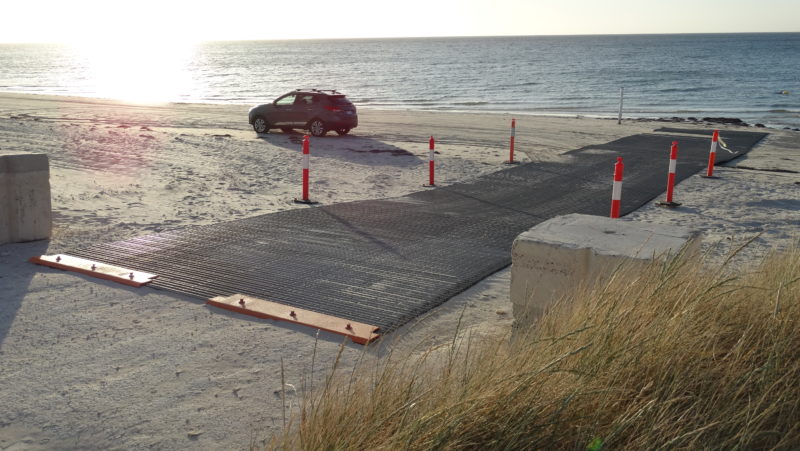 BOAT-RAMP-ON-A-ROLL