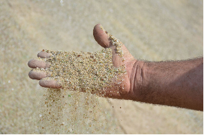 Recycled glass with sand