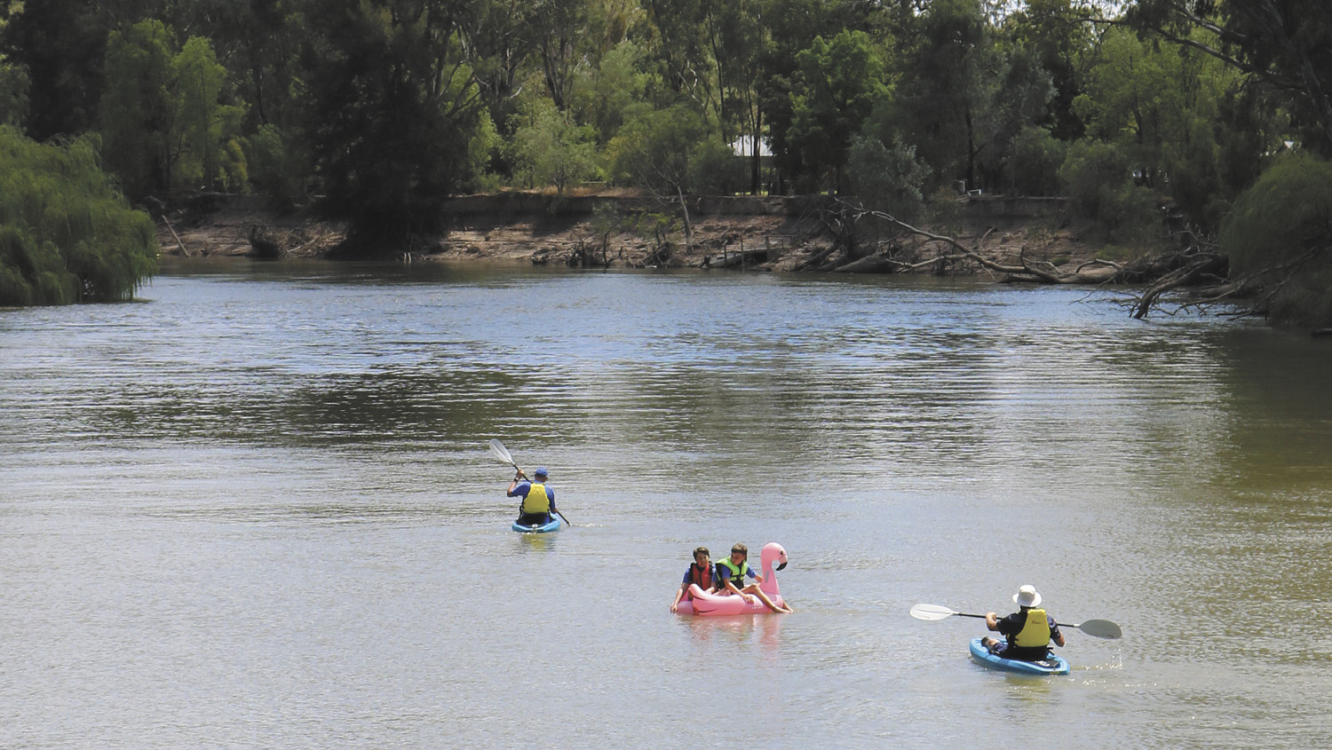 Super summer paddling