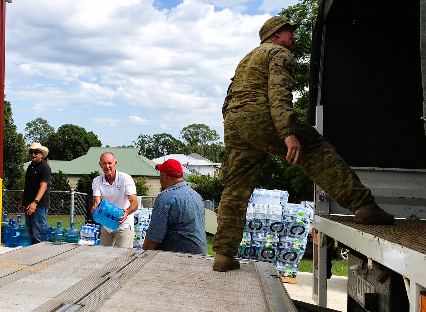 Mayor and the army at Coraki