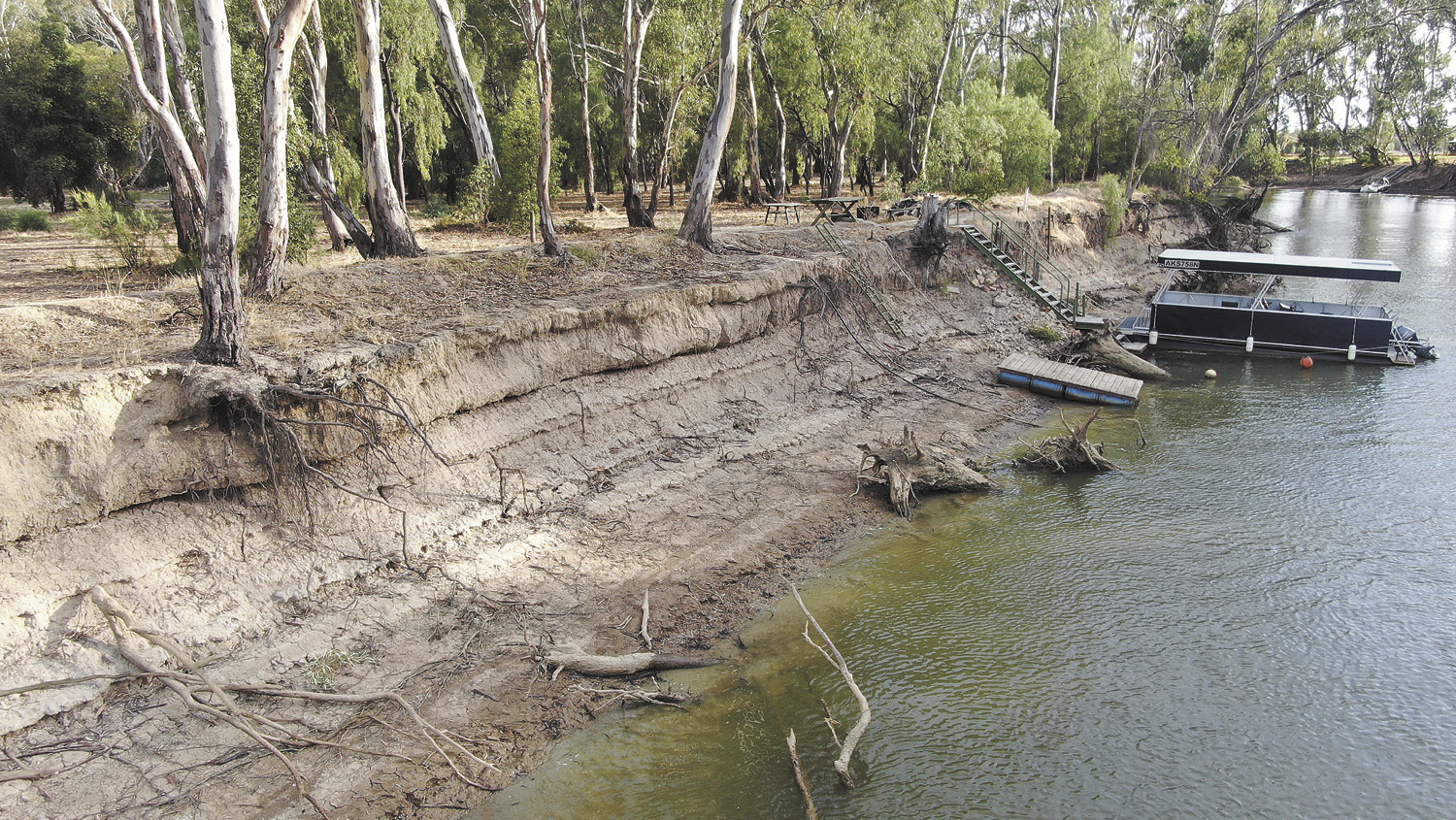 Murray River erosion
