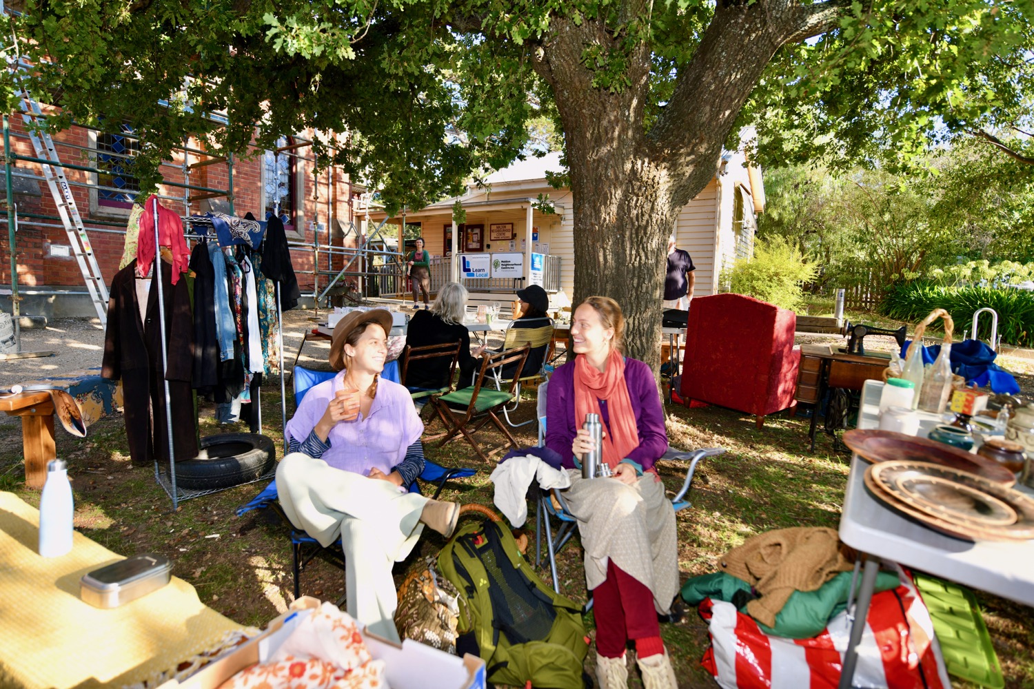 Sisters Cailin and Chiara.
