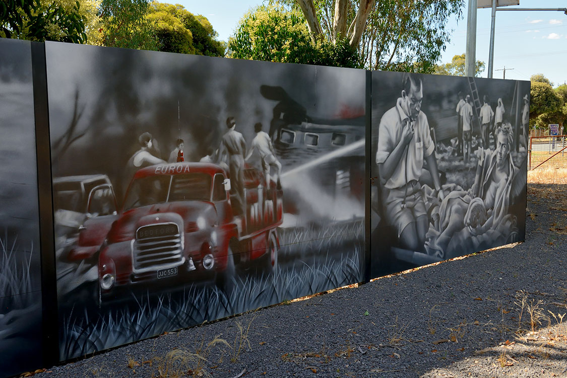 Violet Town Southern Aurora Memorial