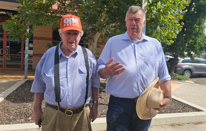 One Nation candidate for Farrer, David Farley visited Hay as part of his election